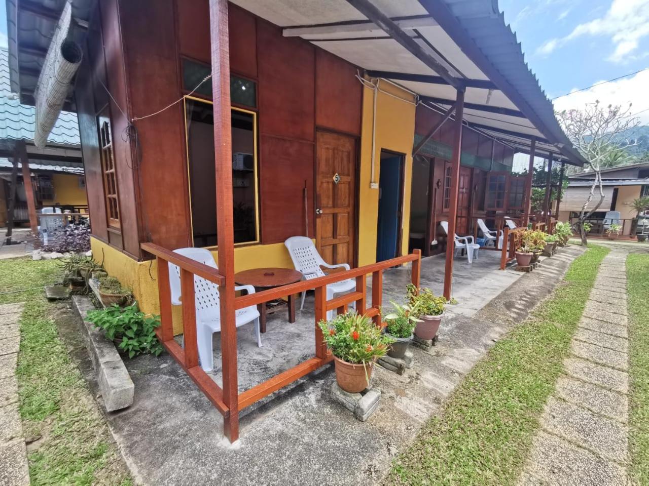 Cheers Garden Chalet Kampong Ayer Batang Exterior foto