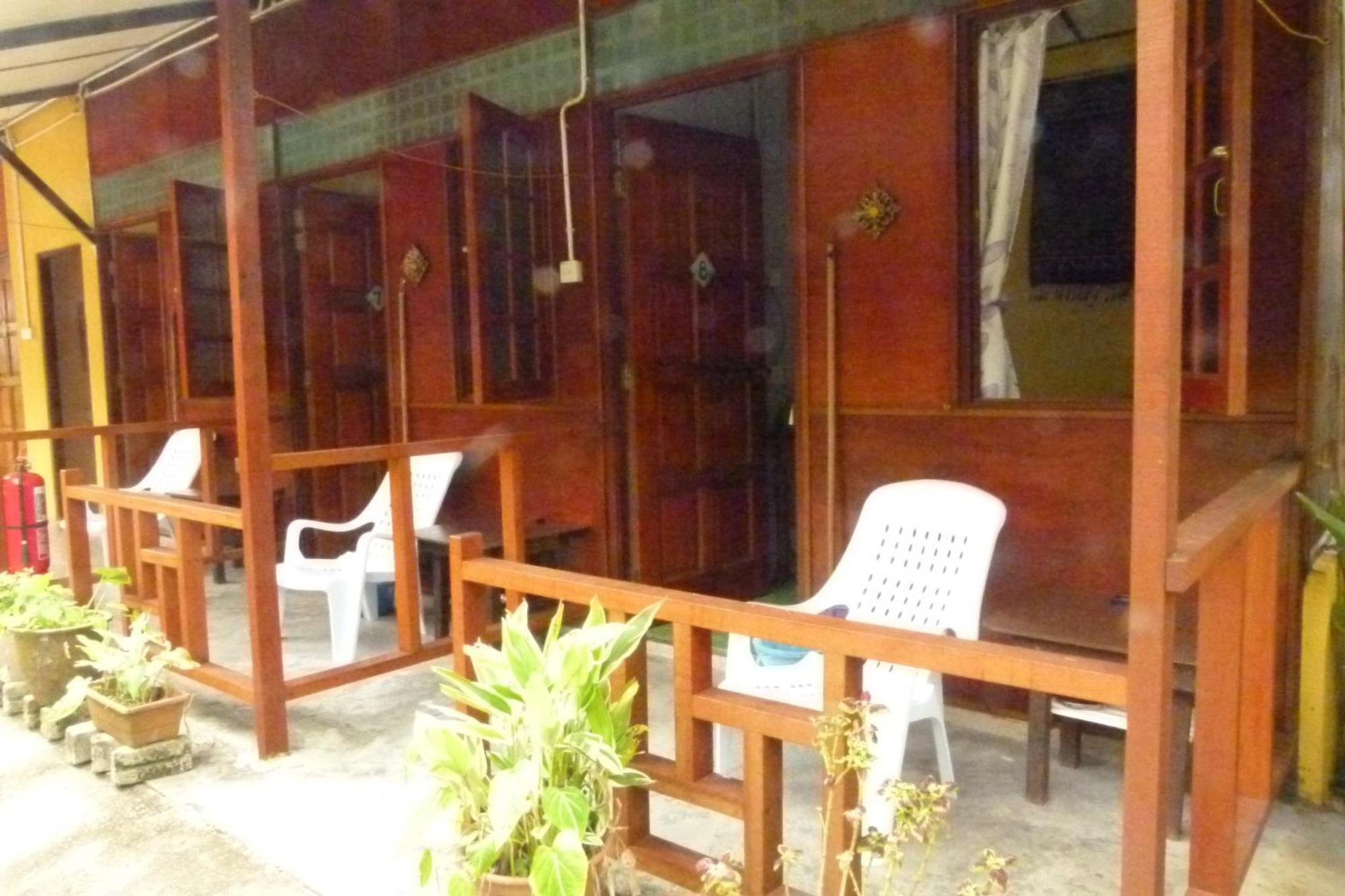 Cheers Garden Chalet Kampong Ayer Batang Exterior foto